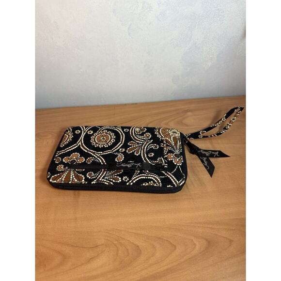 Vera Bradley Caffe Latte Zip Around Wallet Wristlet Brown Black quilted paisley - Picture 1 of 7
